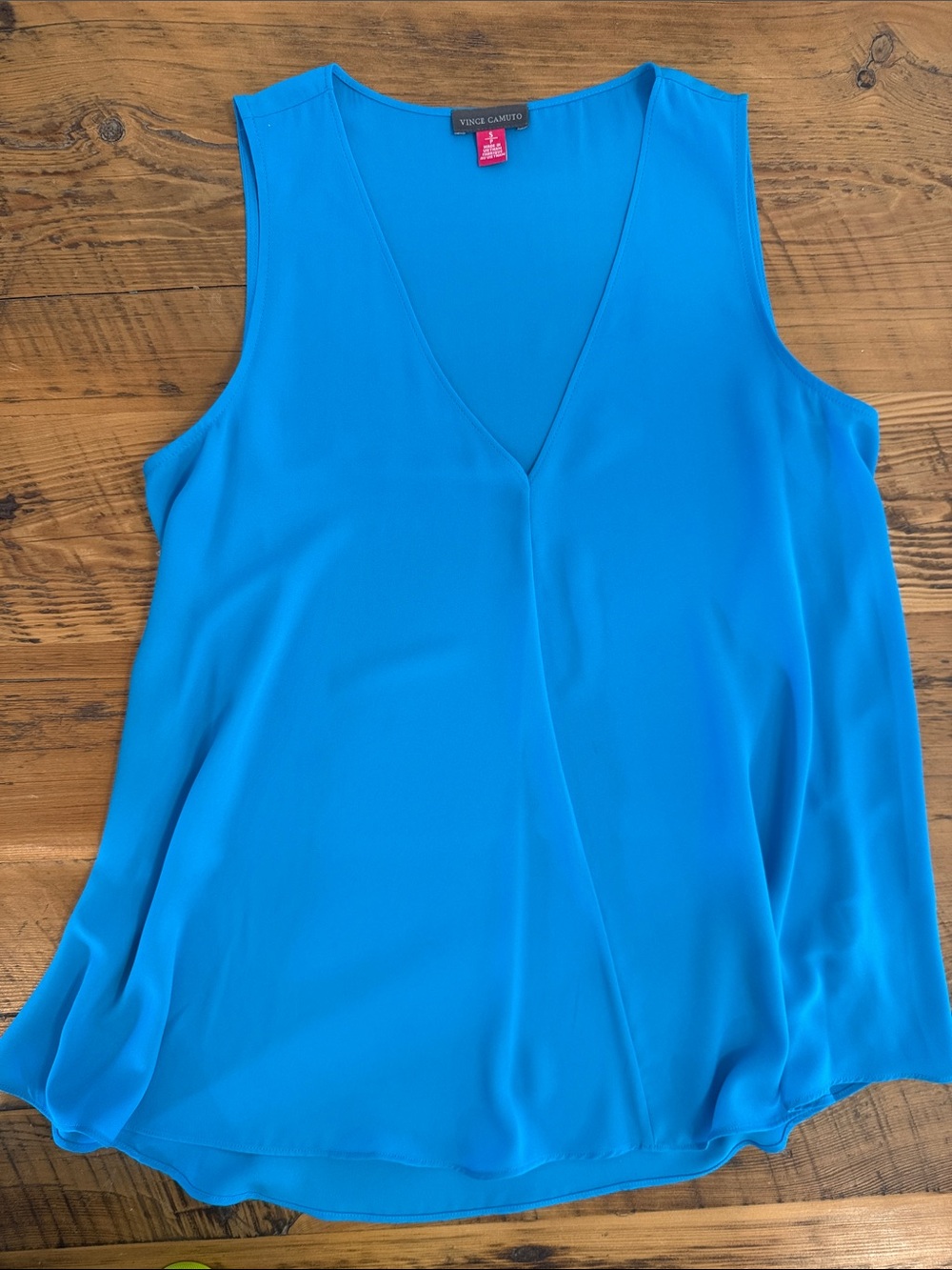 Vince Camuto Hi Lo Swing Top